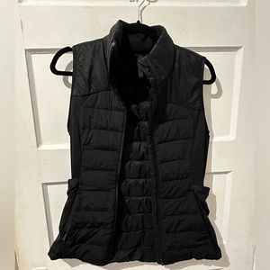 Lululemon down for it all vest